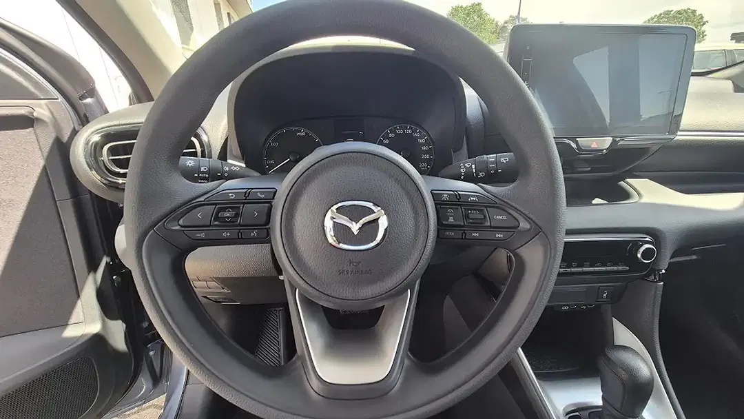 Mazda 2 - Thumbnail 12