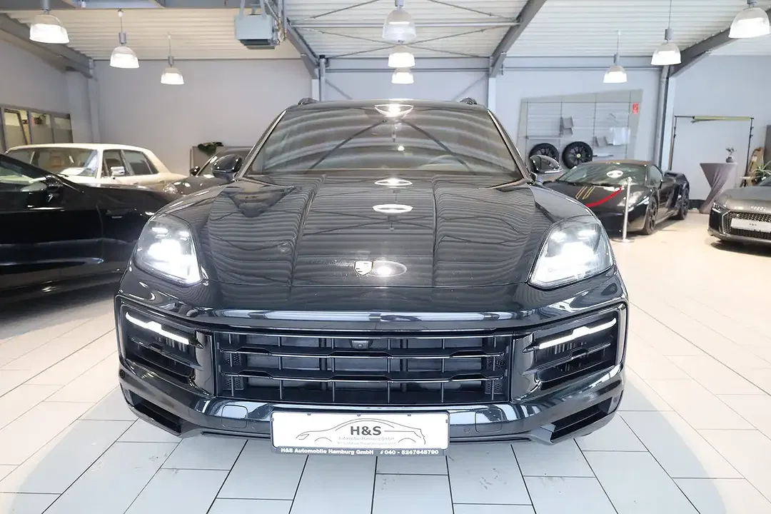Porsche Cayenne - Thumbnail 7