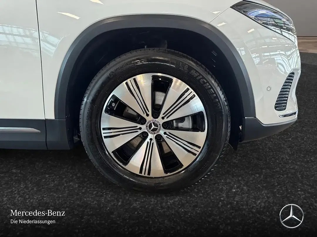 Mercedes-Benz EQA 250 - Thumbnail 5
