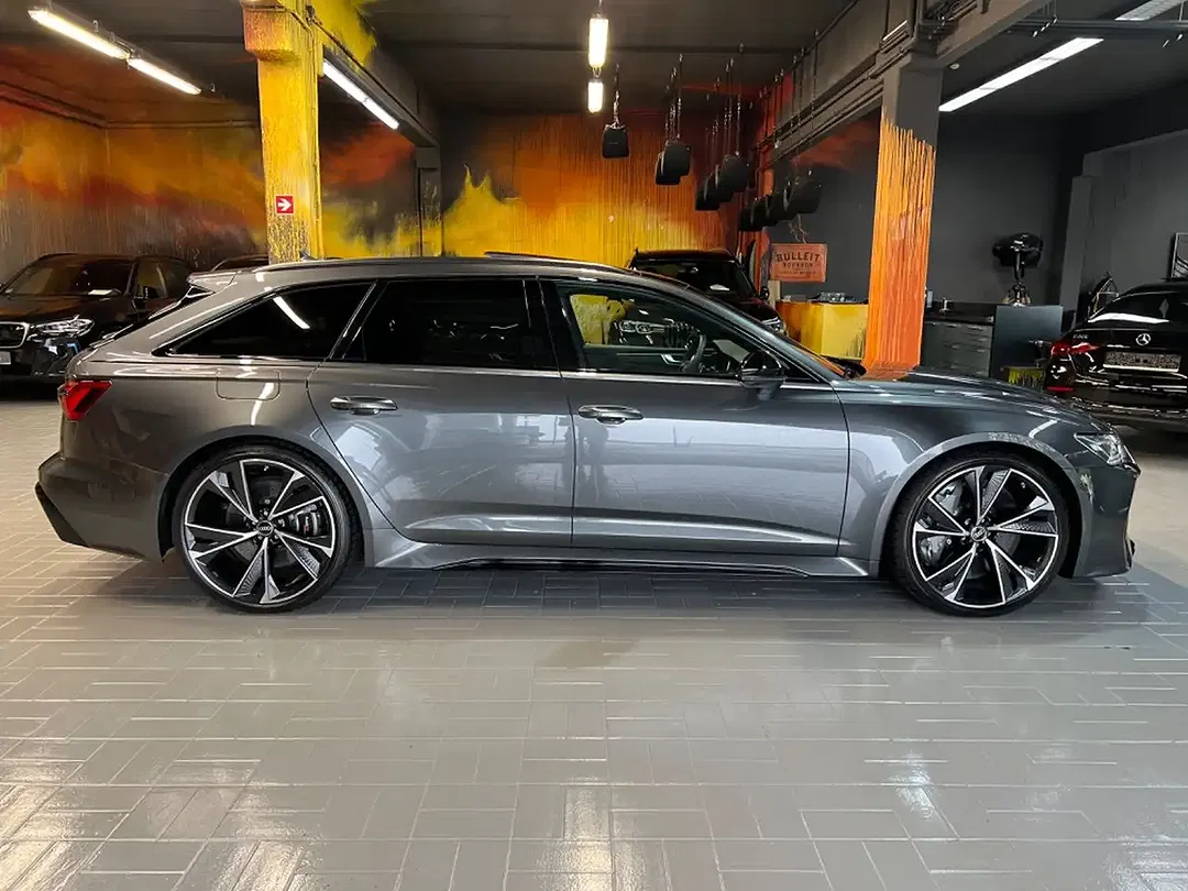 Audi RS6 - Thumbnail 8
