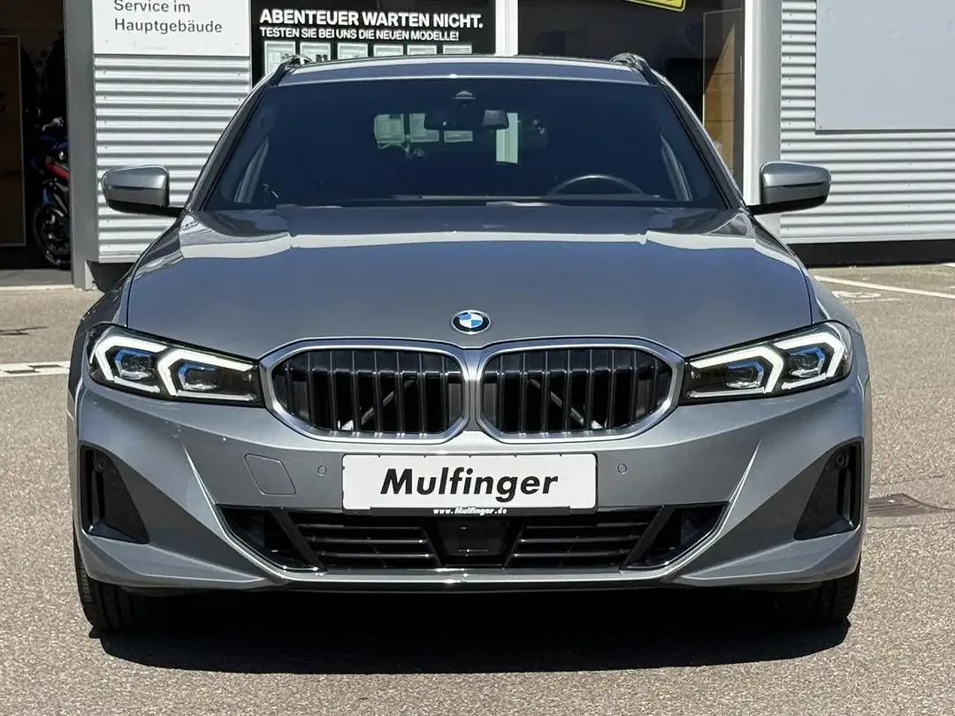 BMW 318 - Thumbnail 2