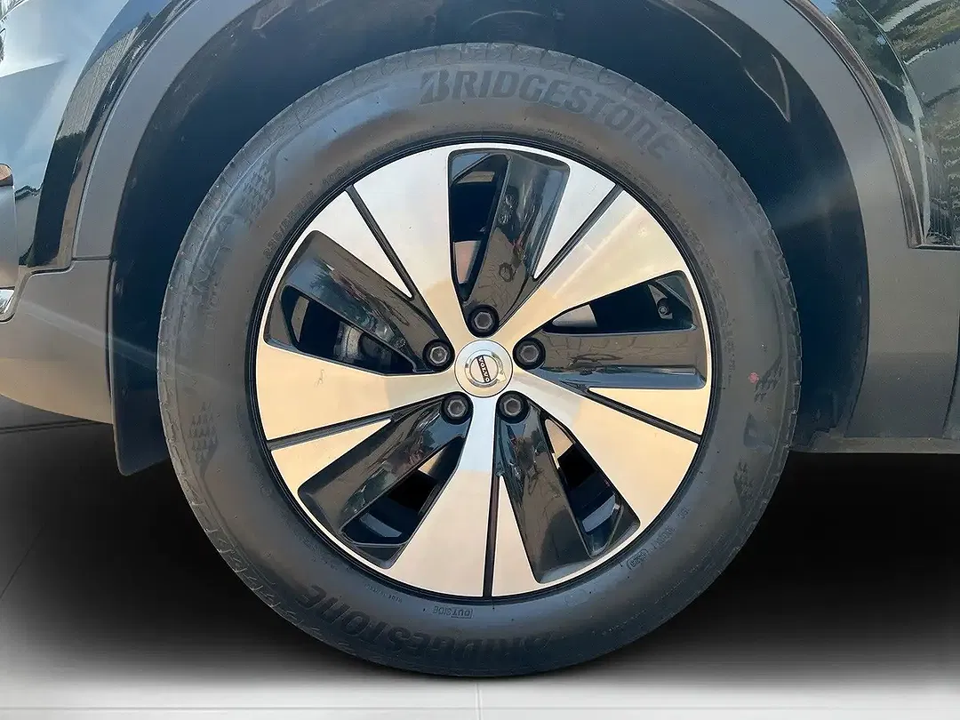 Volvo XC40 - Thumbnail 14