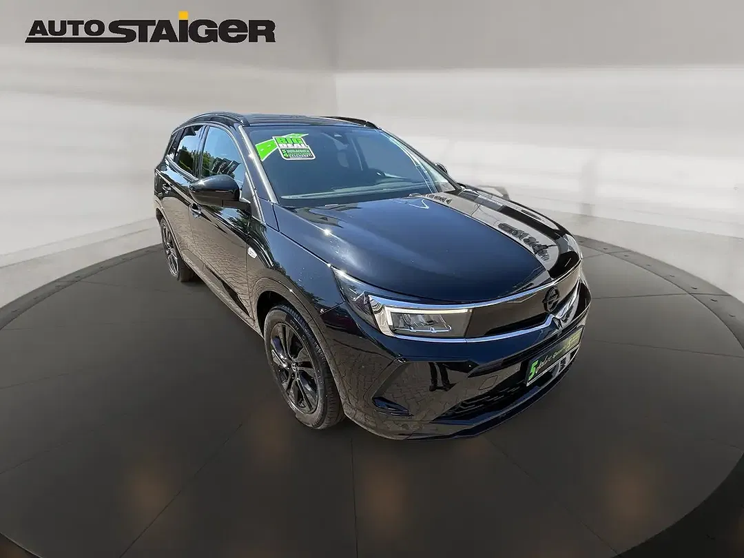 Opel Grandland - Thumbnail 3