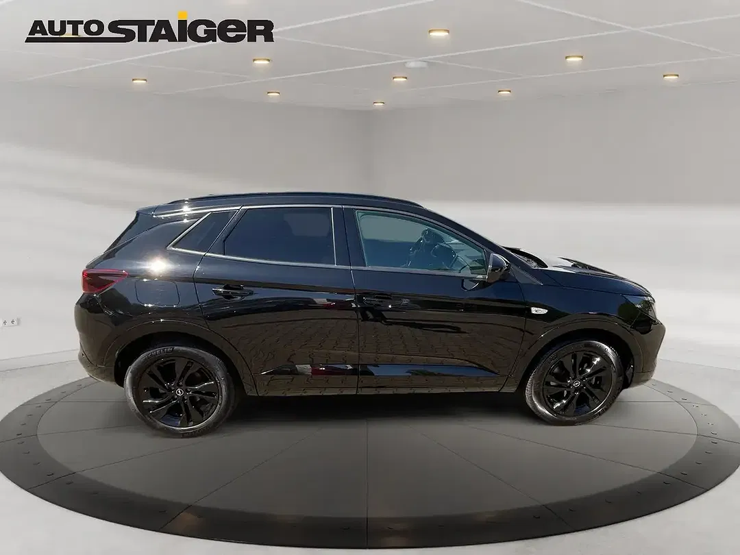 Opel Grandland - Thumbnail 4