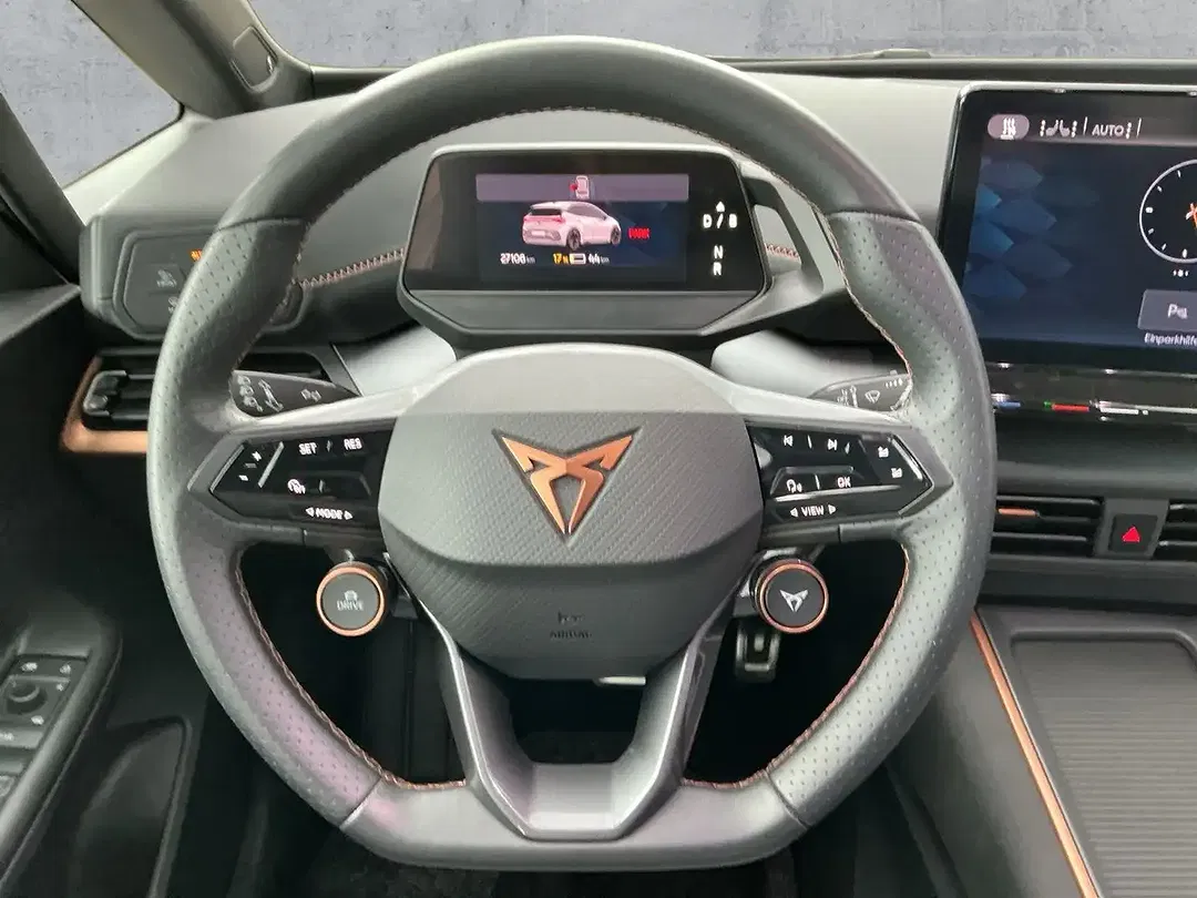 CUPRA Born - Thumbnail 10