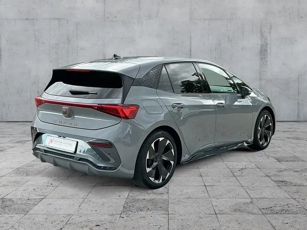 CUPRA Born - Thumbnail 6