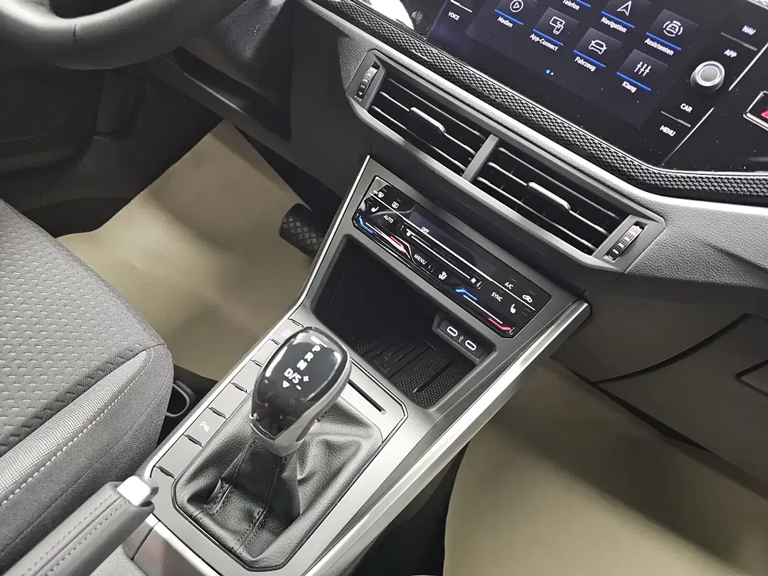 Volkswagen Taigo - Thumbnail 11