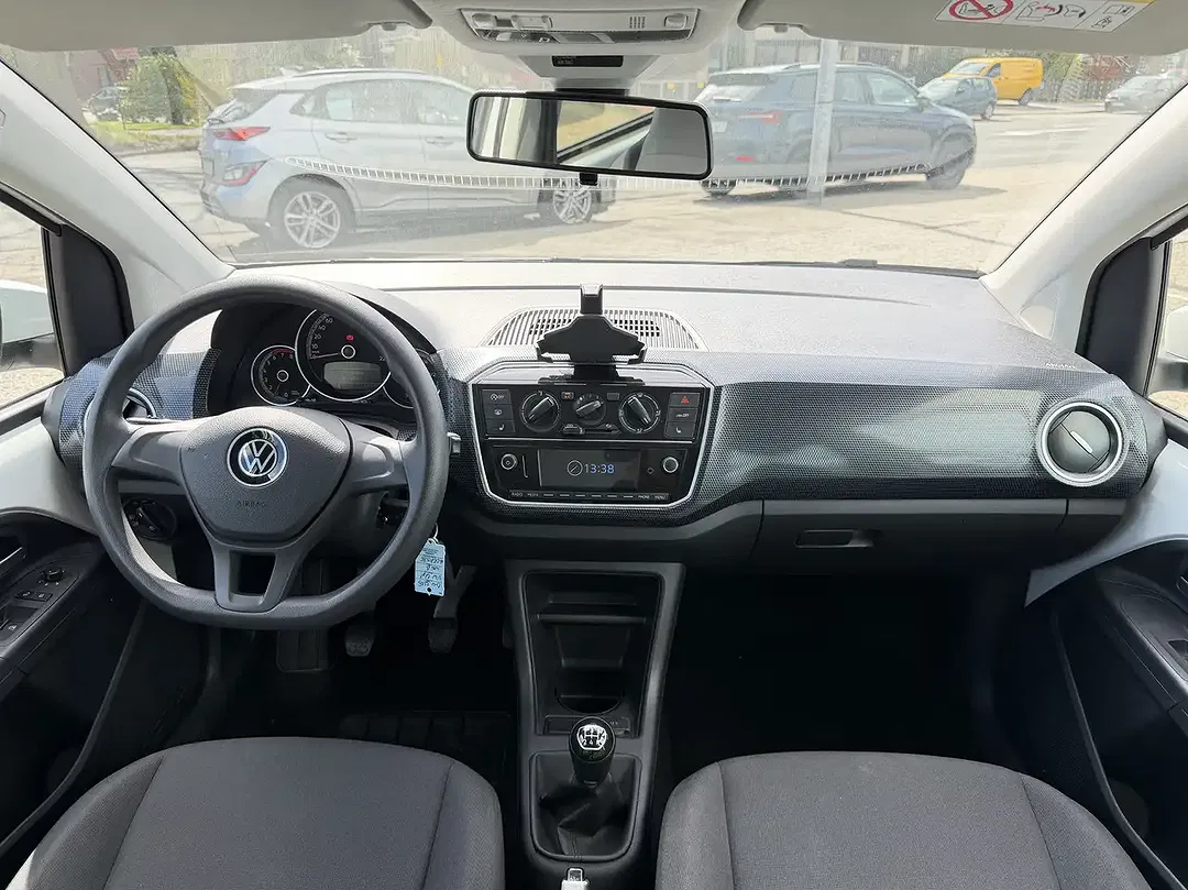 Volkswagen up! - Thumbnail 13