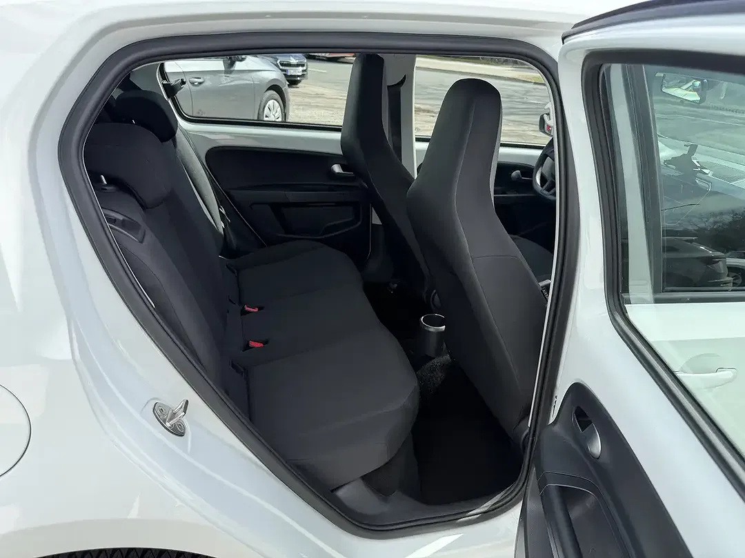 Volkswagen up! - Thumbnail 8