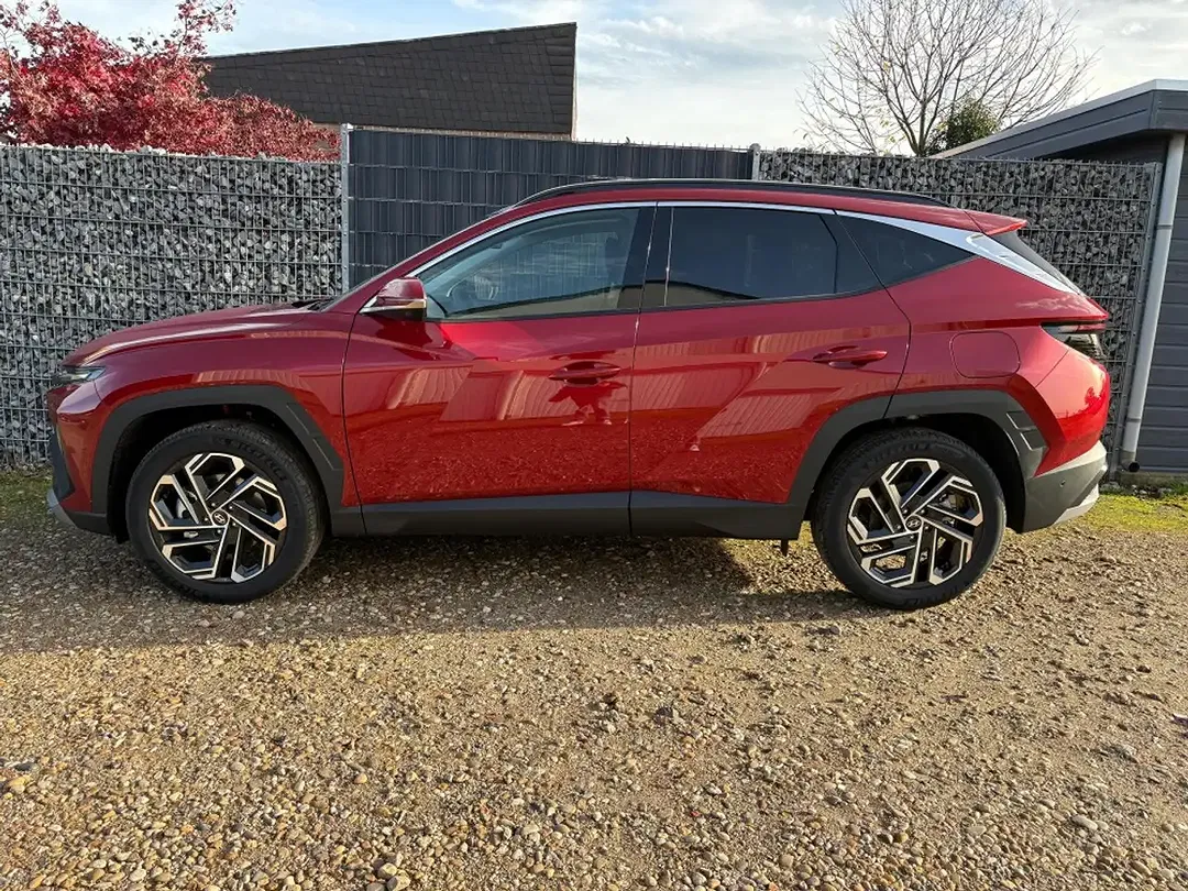 Hyundai TUCSON - Thumbnail 3
