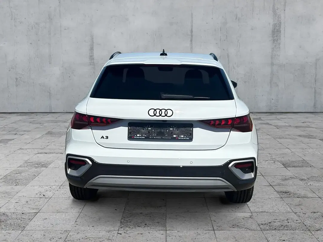 Audi A3 - Thumbnail 4