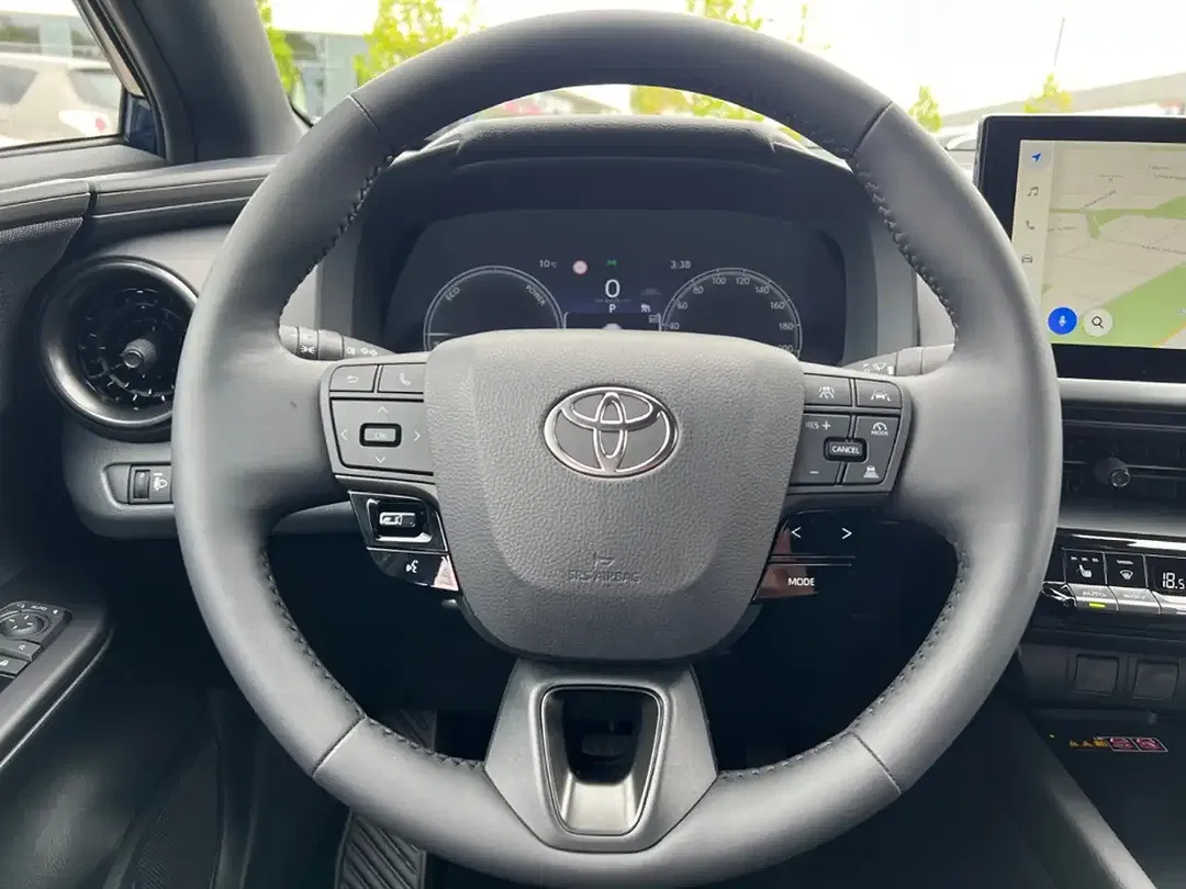 Toyota C-HR - Thumbnail 11