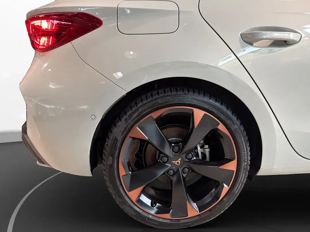 CUPRA Leon - Thumbnail 14
