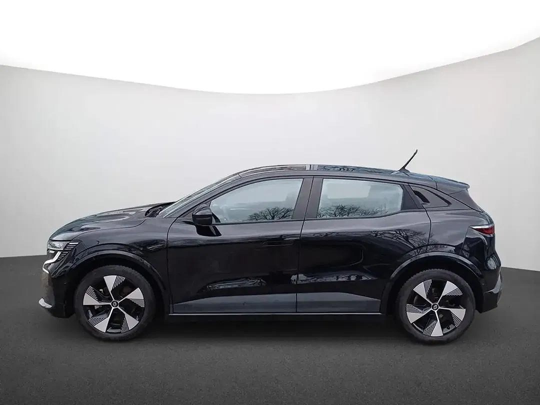 Renault Megane E-Tech Equilibre - foto 1