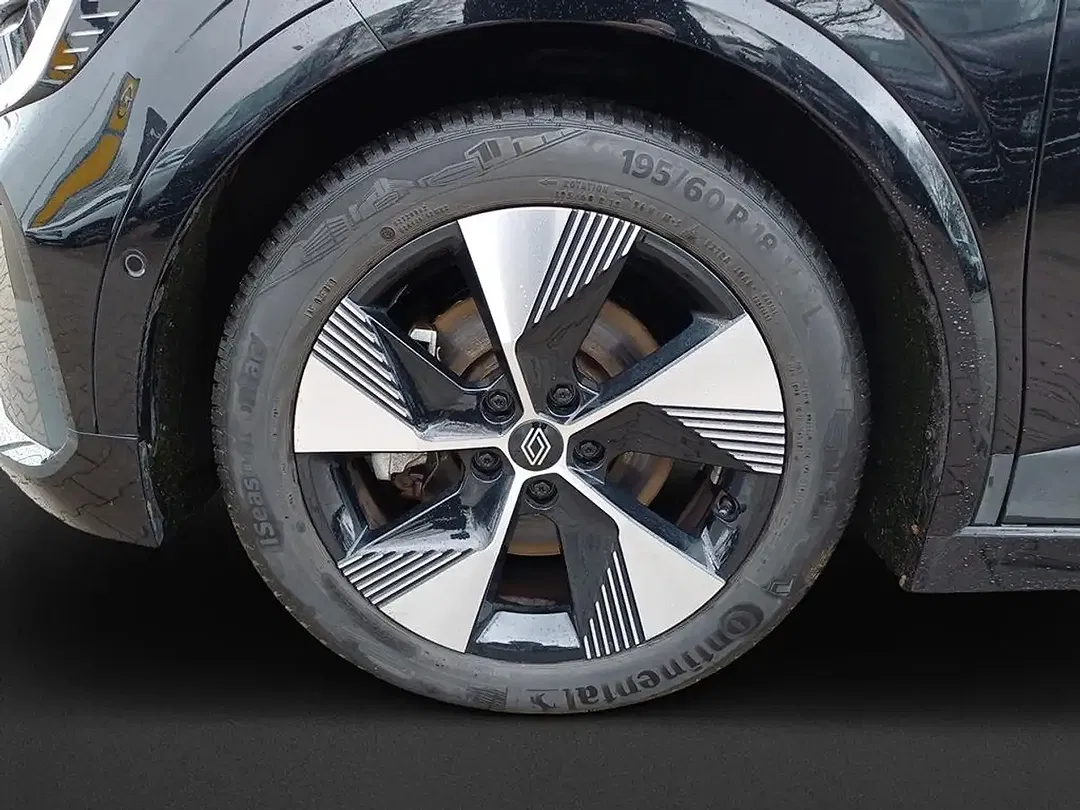 Renault Megane E-Tech - Thumbnail 5