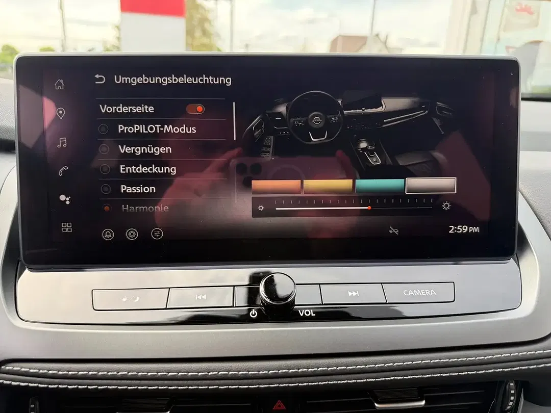 Nissan Qashqai - Thumbnail 8