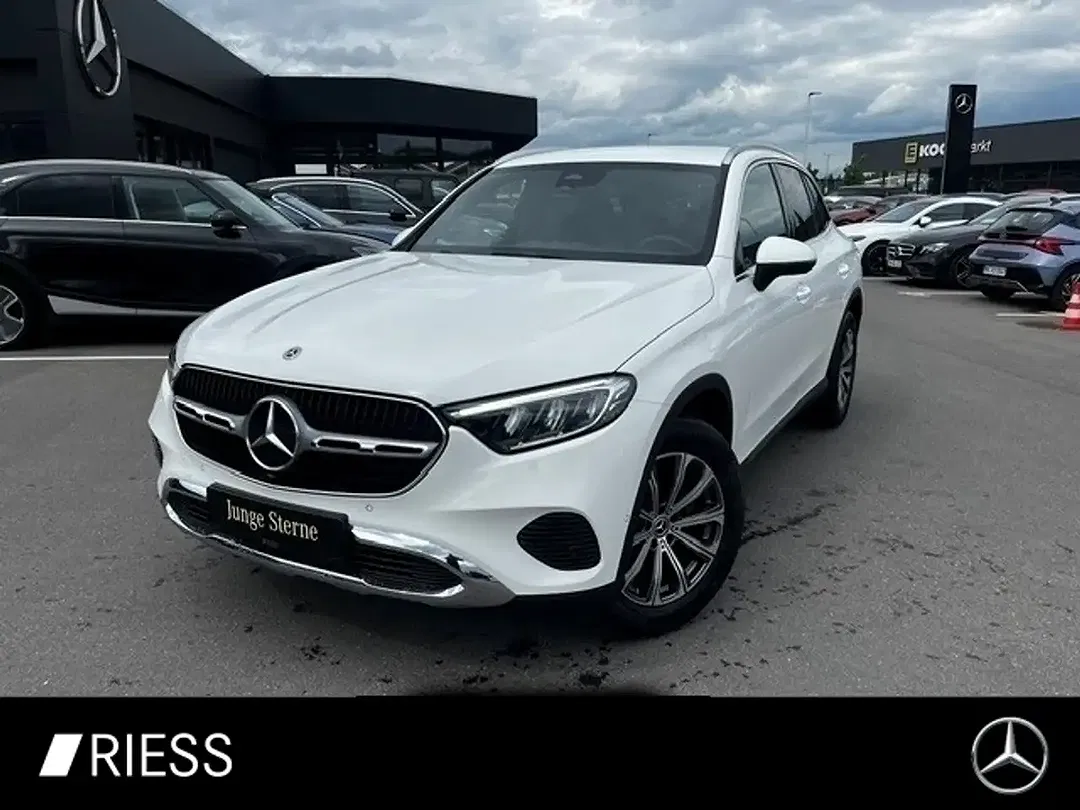 Mercedes-Benz GLC 200 - Thumbnail 2
