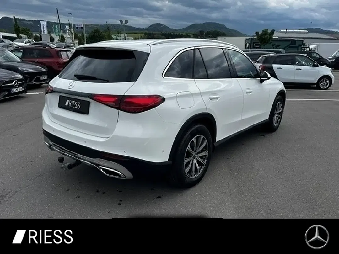 Mercedes-Benz GLC 200 - Thumbnail 8