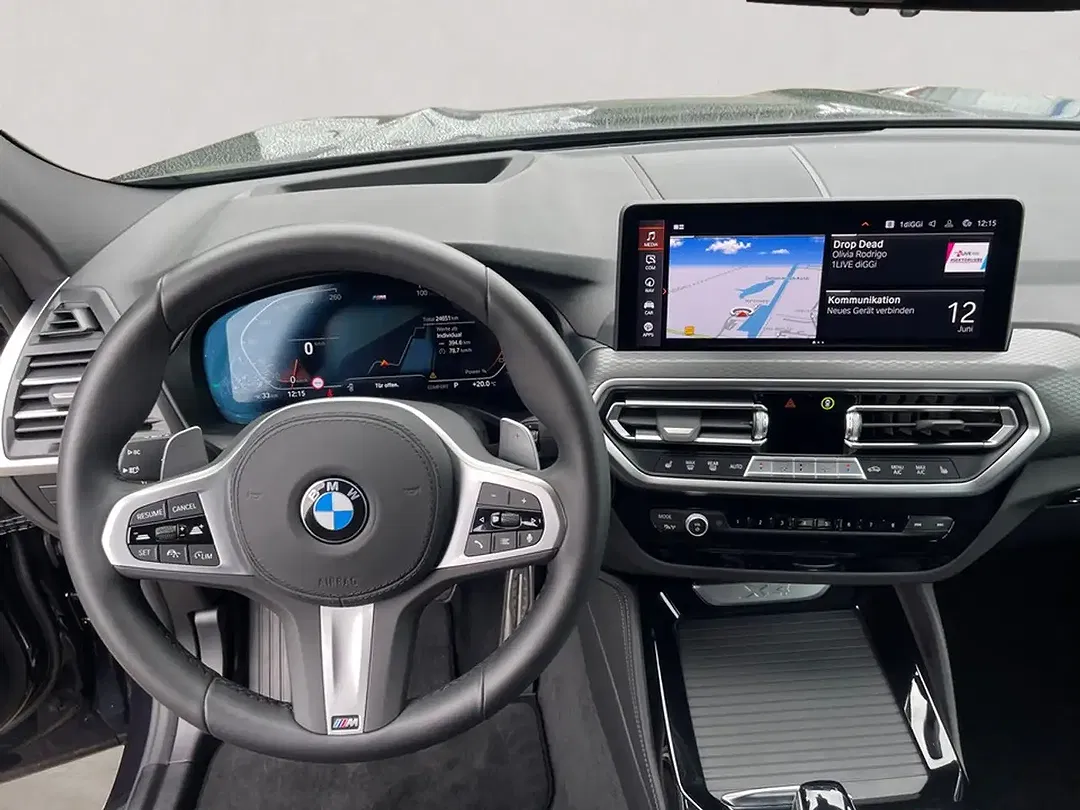 BMW X4 - Thumbnail 10