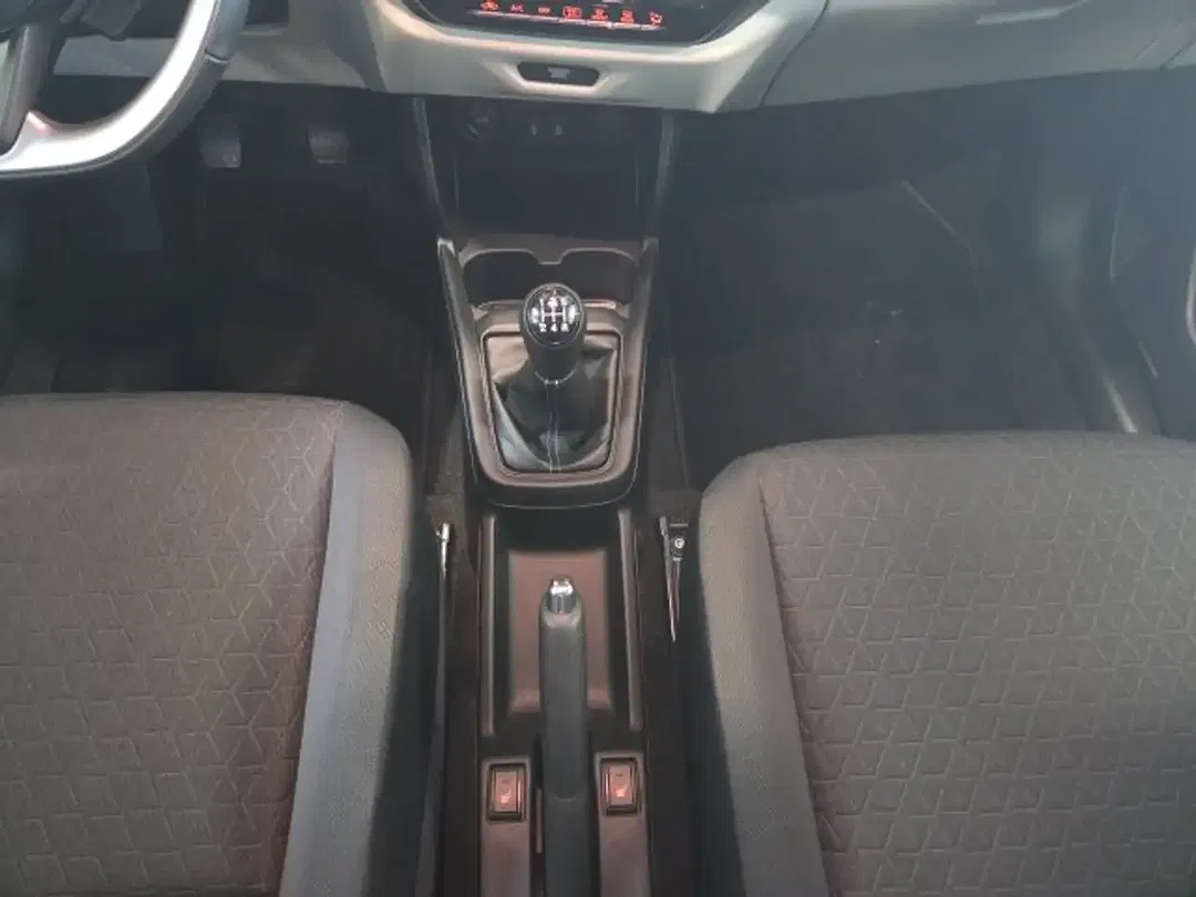 Suzuki Swift - Thumbnail 12