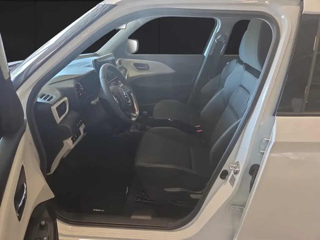 Suzuki Swift - Thumbnail 7