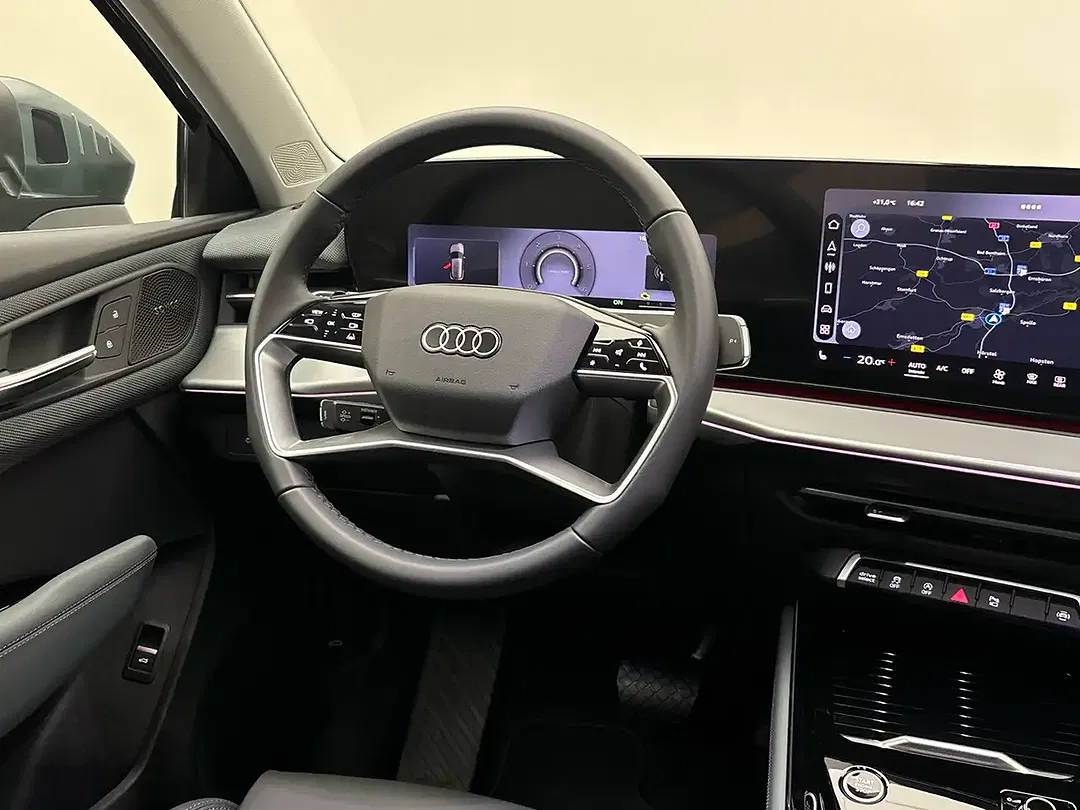 Audi Q3 - Thumbnail 7