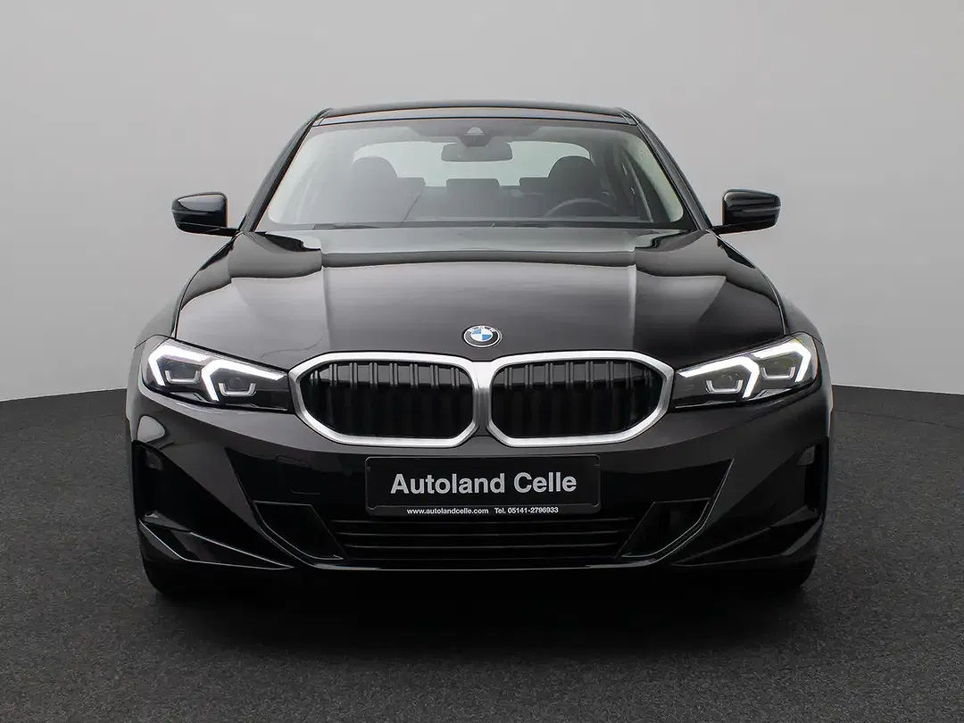 BMW 318 - Thumbnail 1