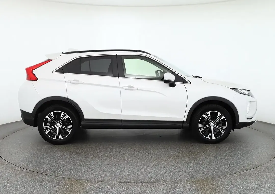 Mitsubishi Eclipse Cross - Thumbnail 5