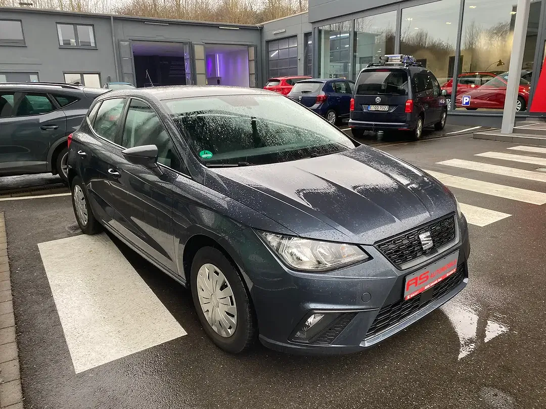 SEAT Ibiza Reference - foto 2