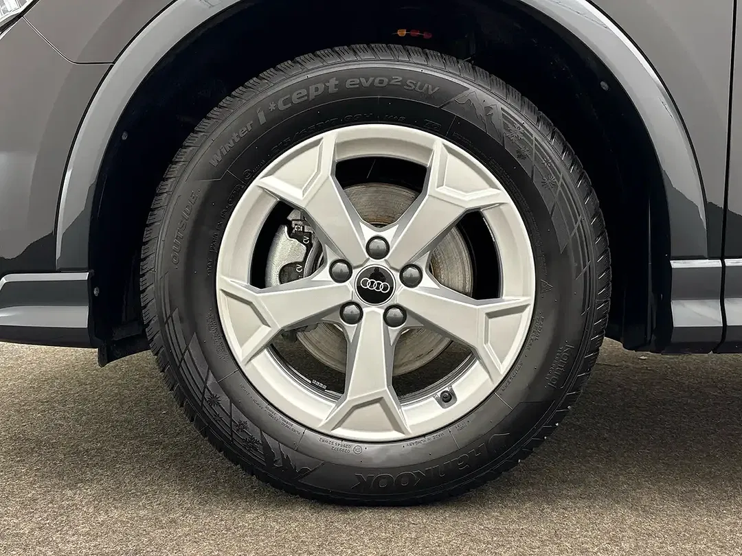 Audi Q3 - Thumbnail 6