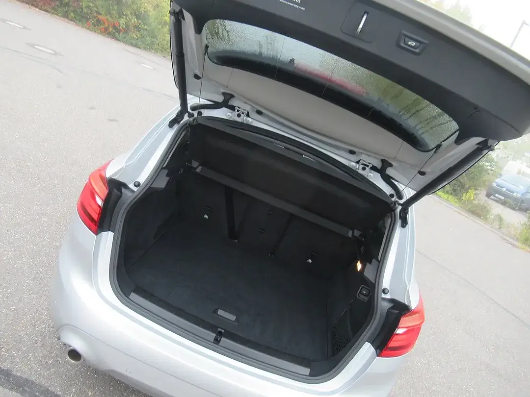 BMW 218 - Thumbnail 5