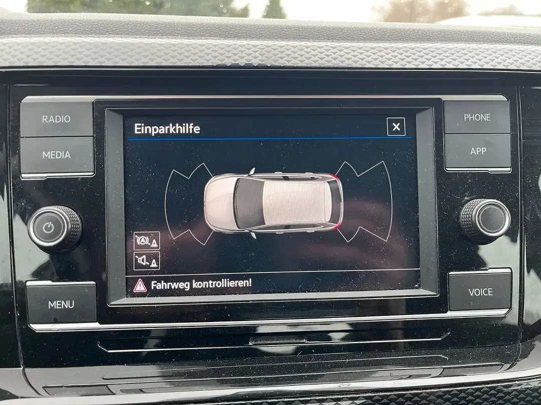 Volkswagen Polo - Thumbnail 13