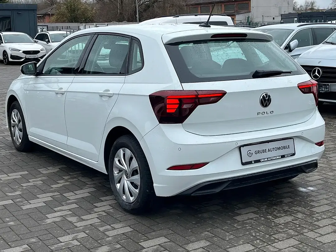 Volkswagen Polo - Thumbnail 4