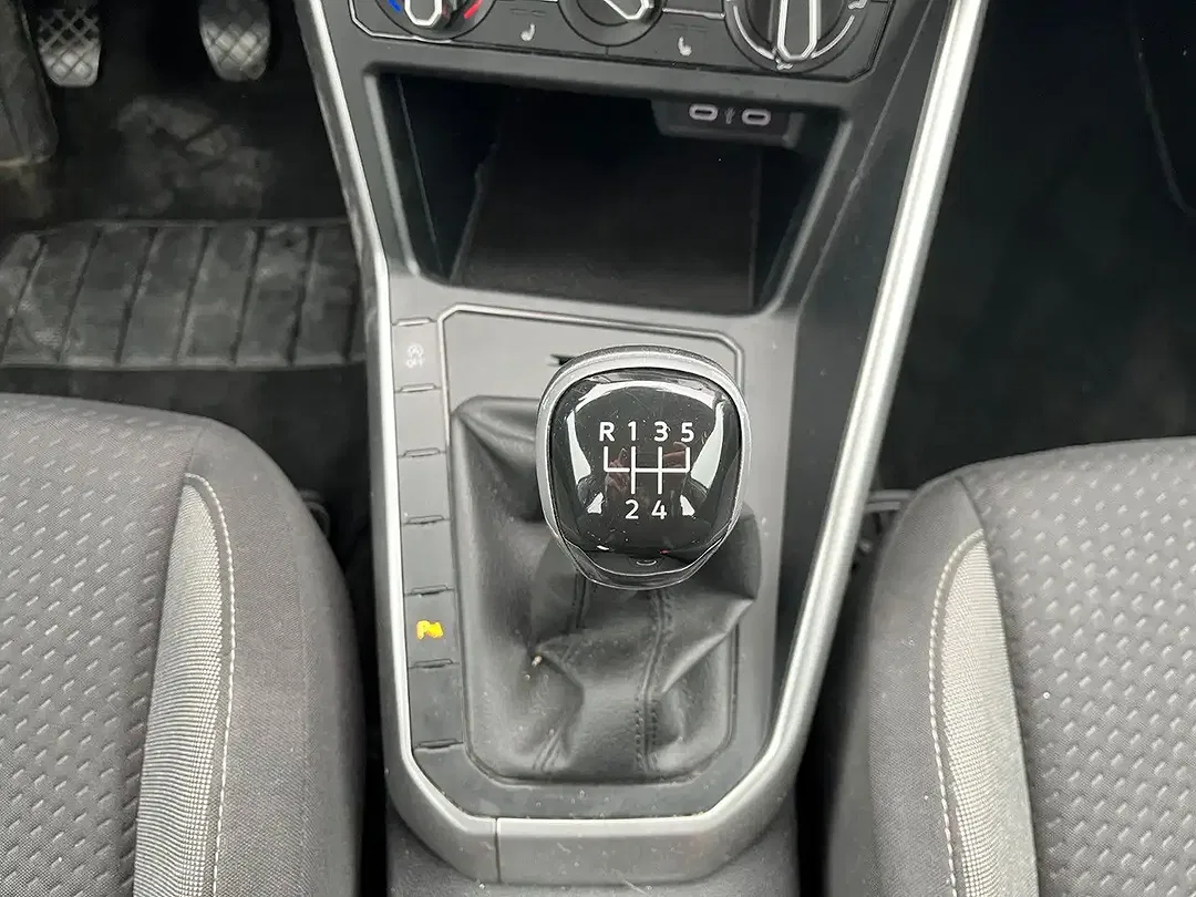 Volkswagen Polo - Thumbnail 9