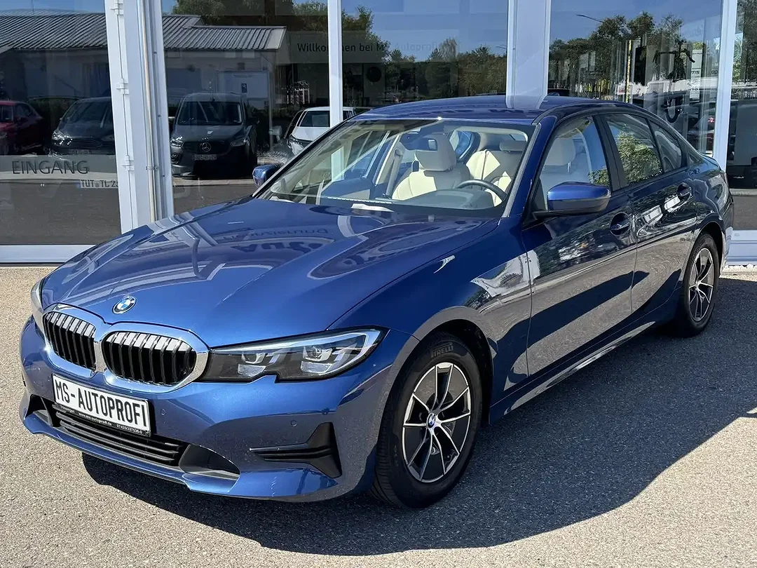 BMW 320 - Afbeelding 1