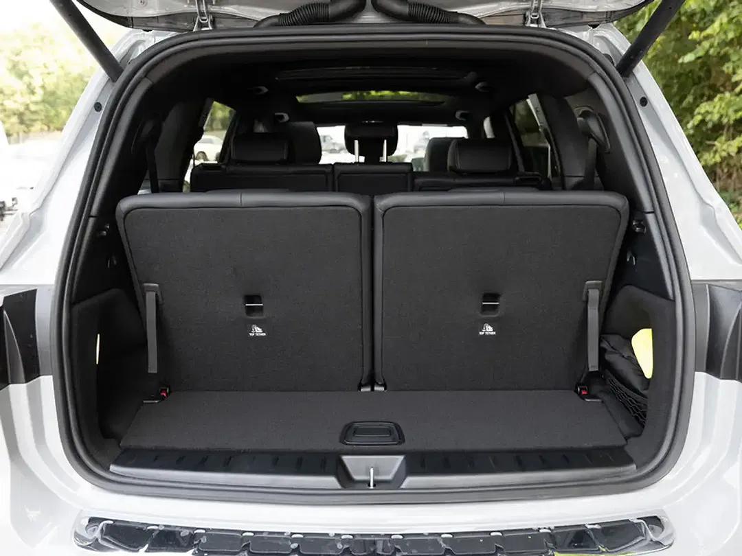 Mercedes-Benz GLB 250 - Thumbnail 6