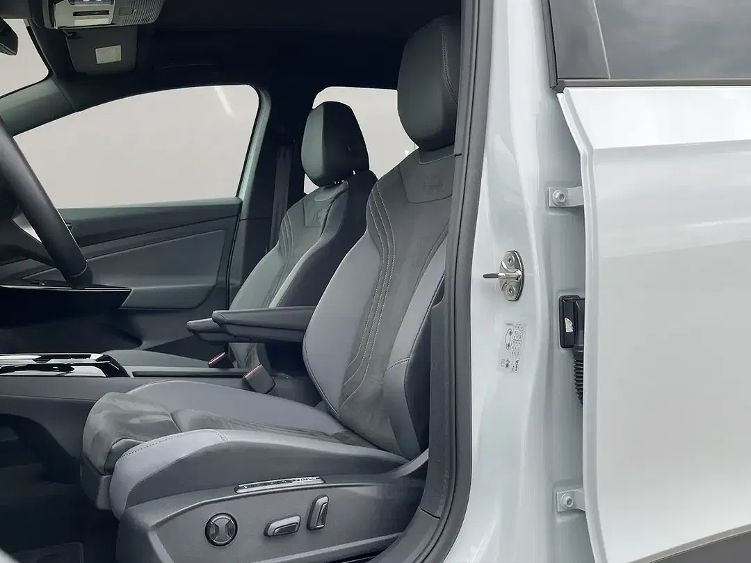 Volkswagen ID.4 - Thumbnail 11