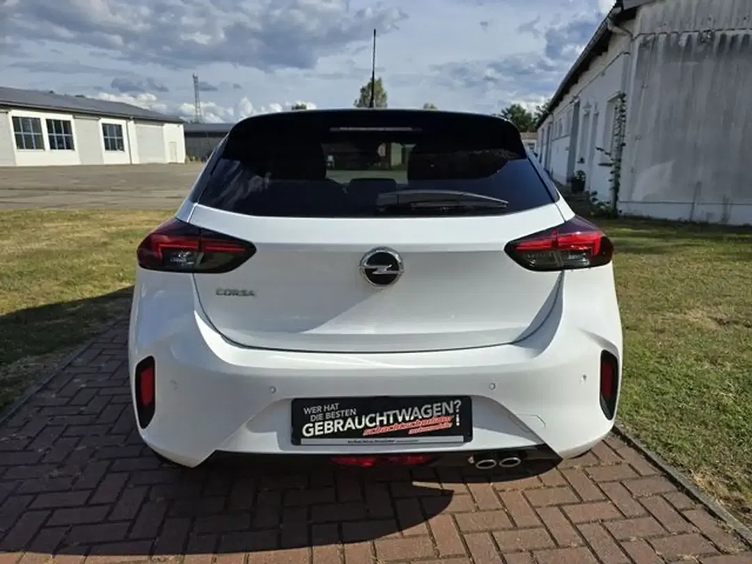 Opel Corsa - Thumbnail 3