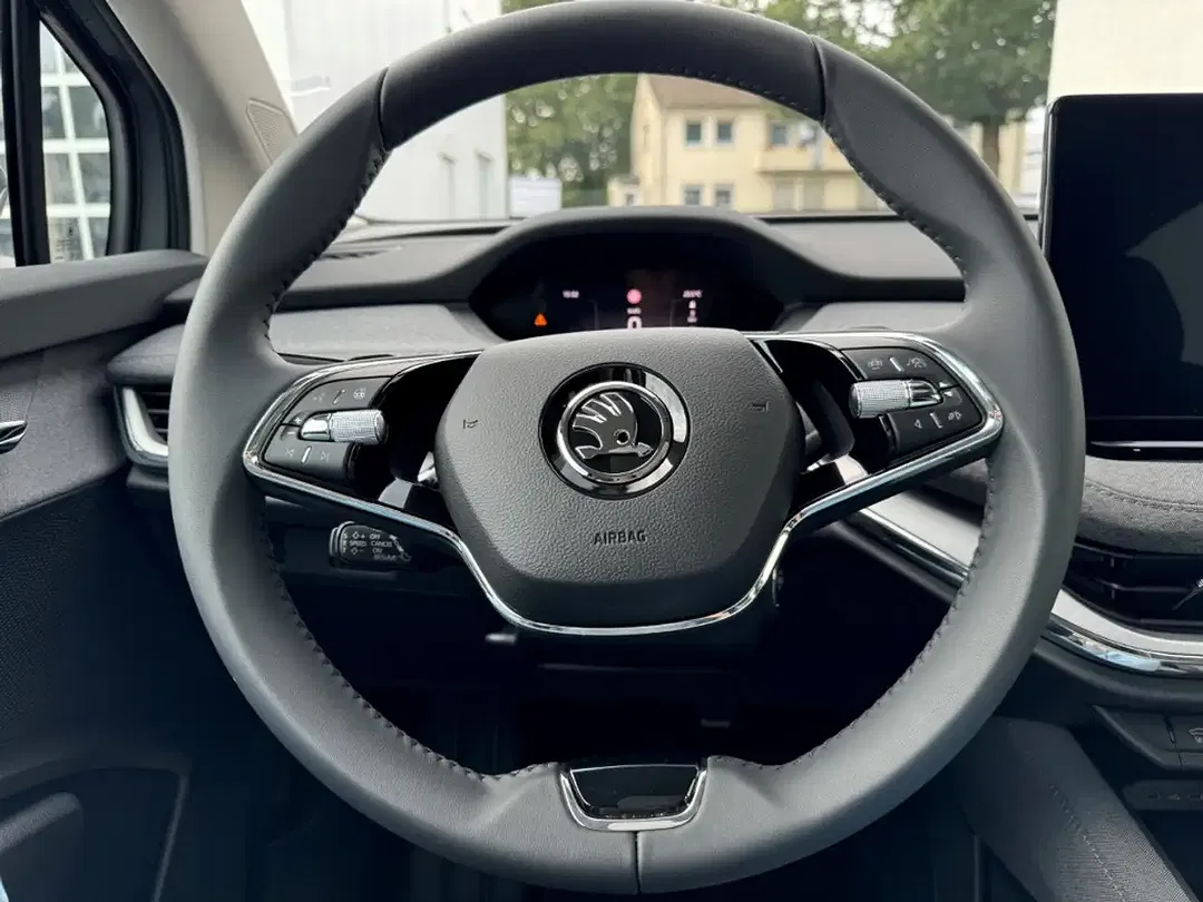 Skoda Enyaq - Thumbnail 8
