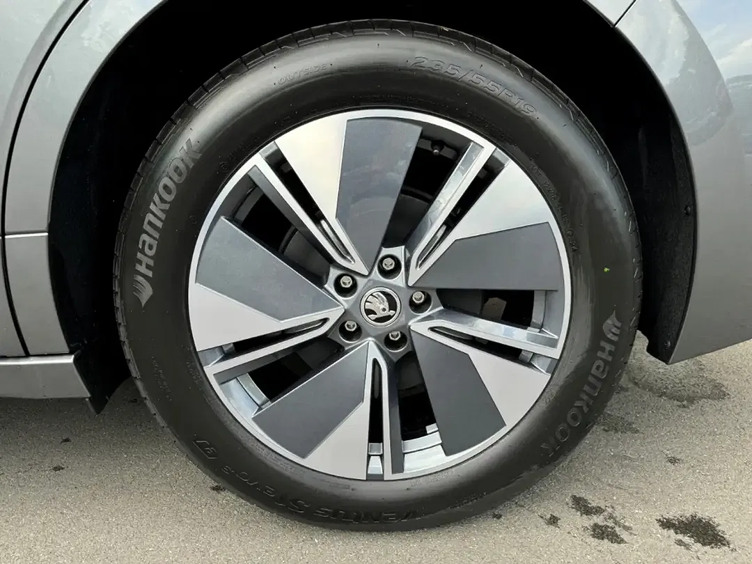 Skoda Enyaq - Thumbnail 4
