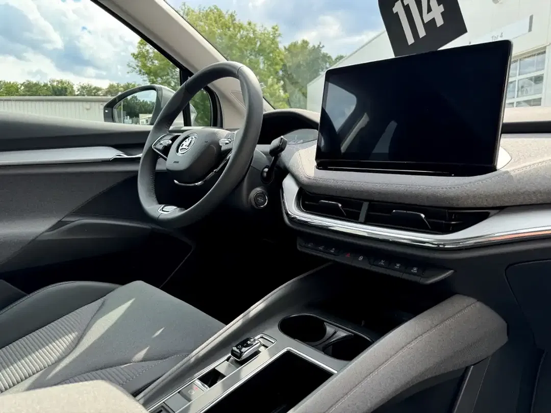Skoda Enyaq - Thumbnail 5