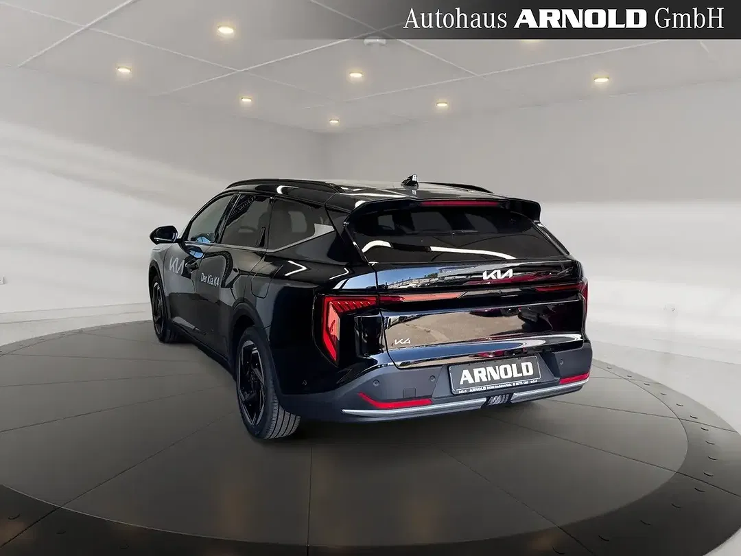 Kia K4 - Thumbnail 3