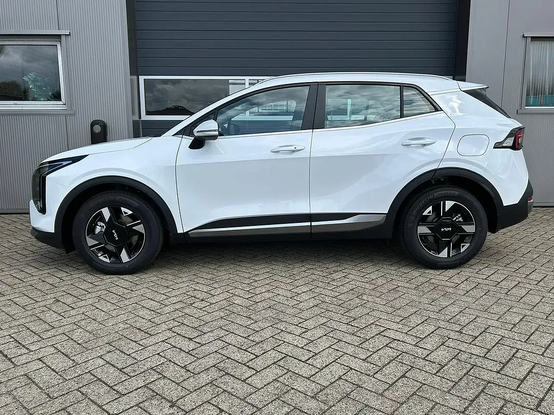 Kia Sportage - Thumbnail 2