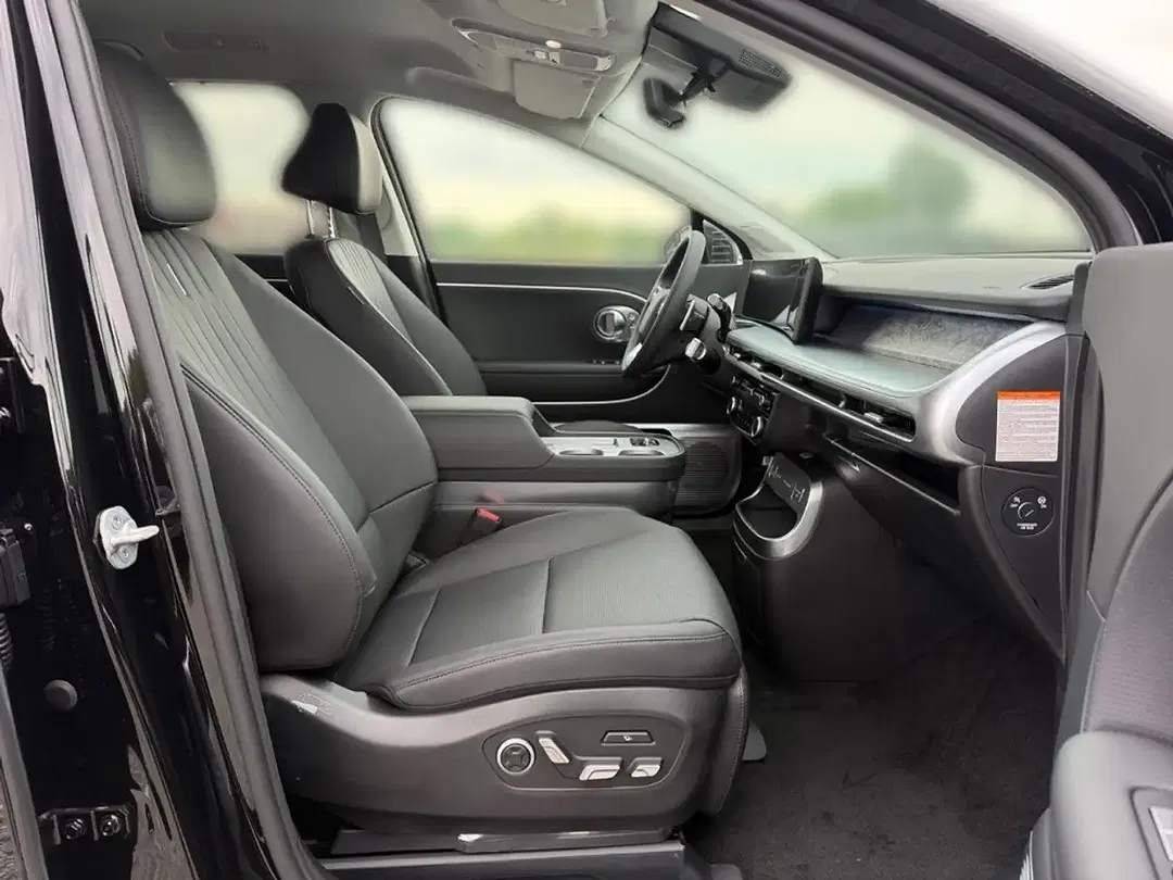 Hyundai IONIQ 9 - Thumbnail 13