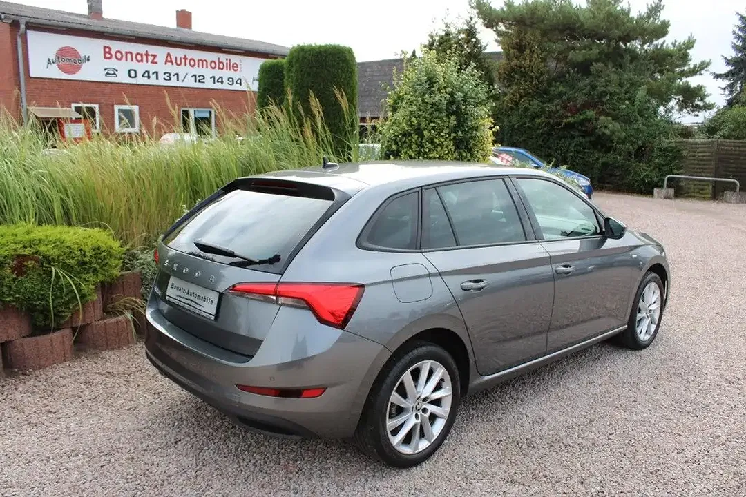 Skoda Scala - Thumbnail 3