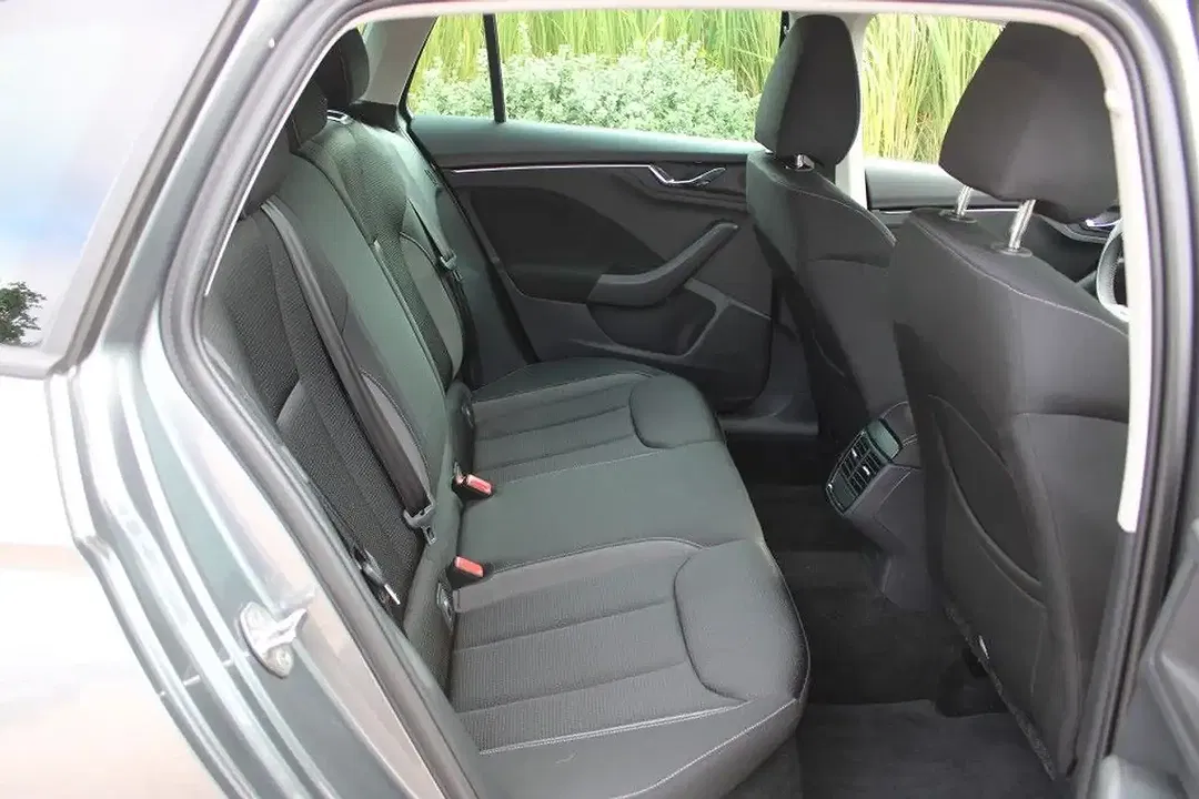 Skoda Scala - Thumbnail 4