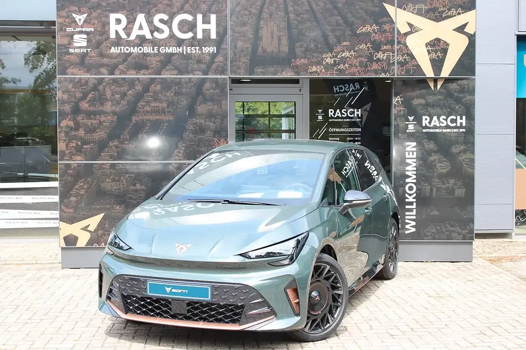 CUPRA Born - Thumbnail 1