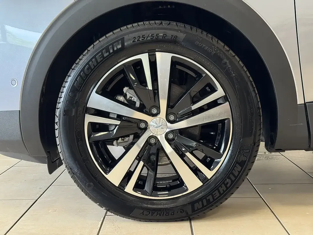 Peugeot 5008 - Thumbnail 11
