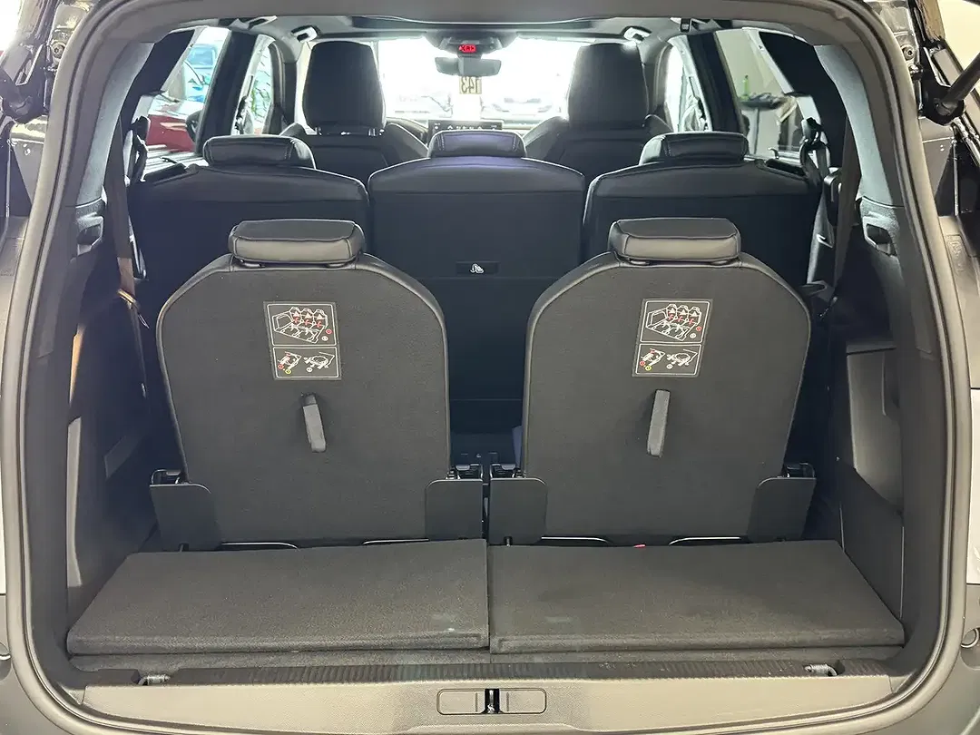 Peugeot 5008 - Thumbnail 8