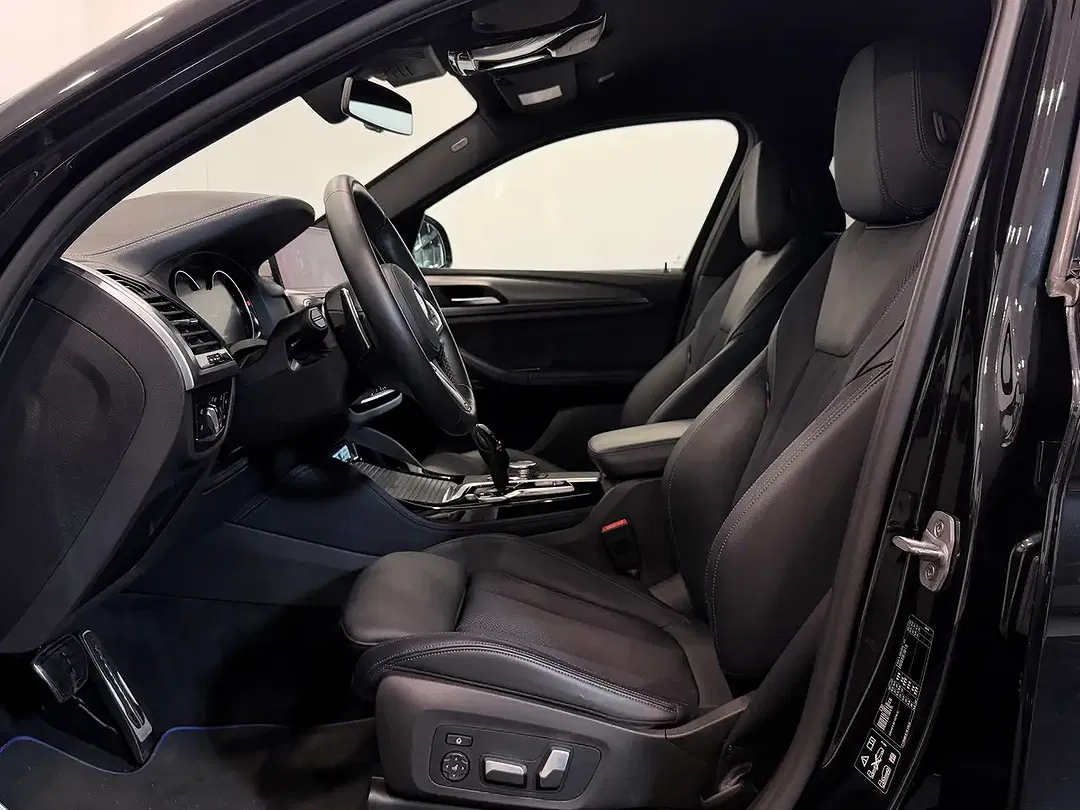 BMW X4 M - Thumbnail 8